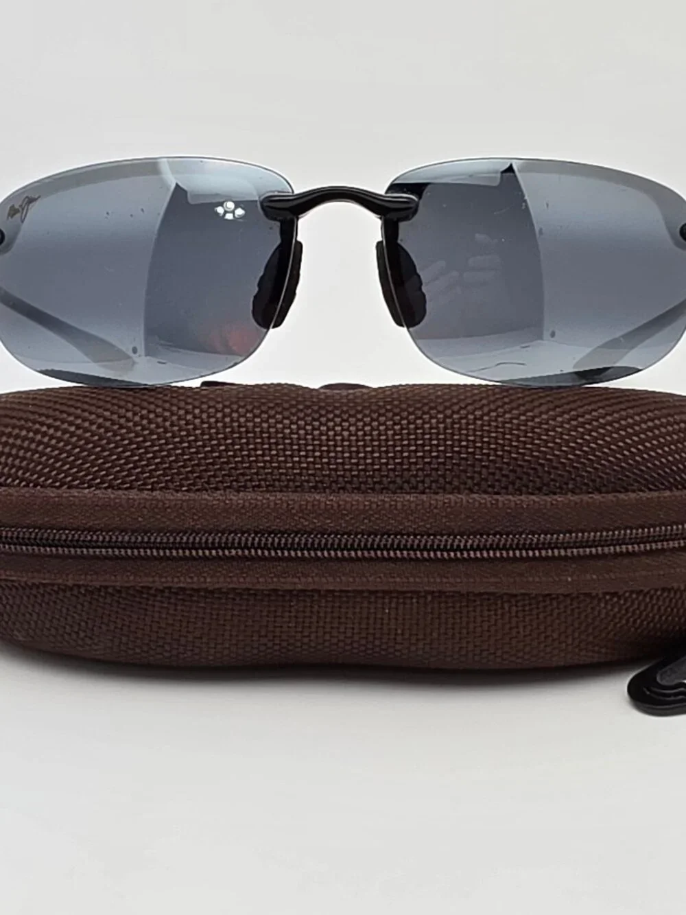 Maui Jim MJ-407-02 Ho'okipa Black Frame Polarized Grey Lens Sunglasses w/ Case